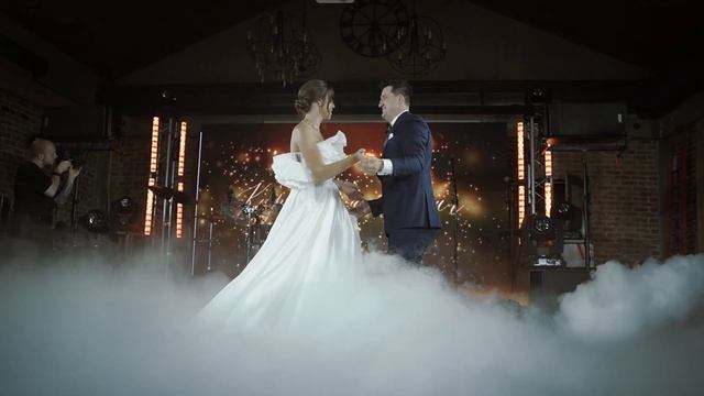 Невероятно трогательная свадьба Кирилла и Алии в Москве! свадебное агентство Wedding City
