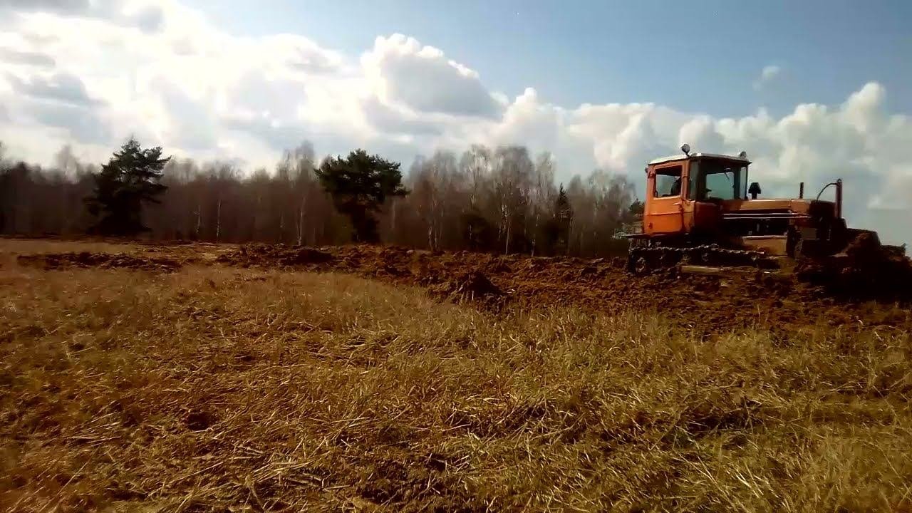 разравнивание навоза на дт 75 не трактор а танк