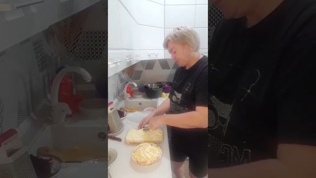 БЕЛКА НА МОРЕ в прямом эфире! Готовим ленивый салат Селедку под шубой✨️ Болтаем♥️