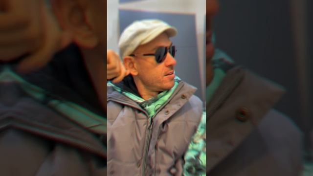 На поводке #тренд #поводок #клип #Саша #юмор