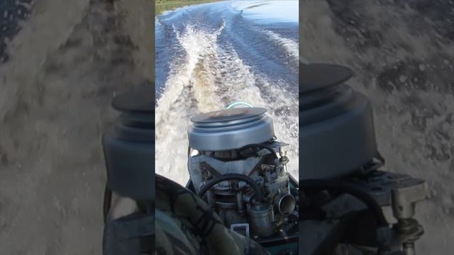 Лодочный мотор Нептун 23. Расход бензина на полном газу!.#shorts