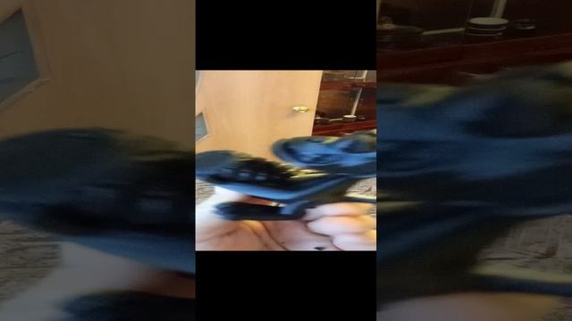Обезьяна с гранатой