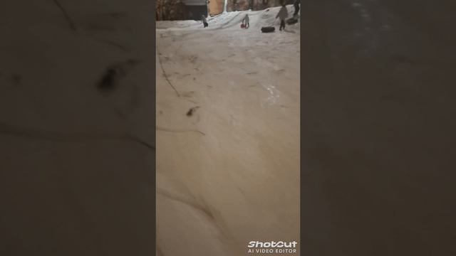 Первое катание на ватрушке 08.12.2024