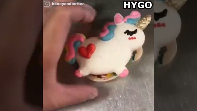 This Macaron Art Is So Satisfying To Watch