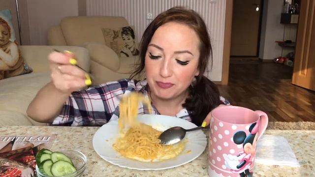 MUKBANG Спагетти с сыром / Spaghetti and cheese / Болталка / не ASMR