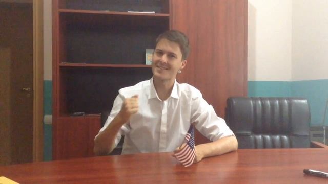 Қазақша сөйлейтін америқандық мектеп ашты! (A Kazakh-speaking American opened his own school!)