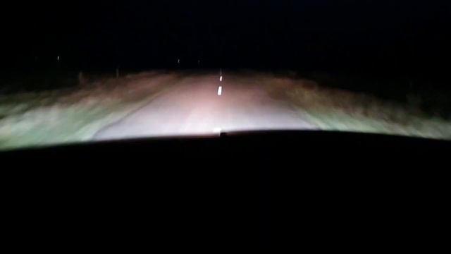 Свет двухрежимных LED птф Mitsubishi ASX ночью.mp4
