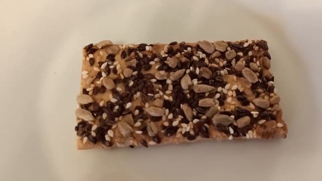 Рубрика "Пробуем на вкус" /Печенье "Зерновое"