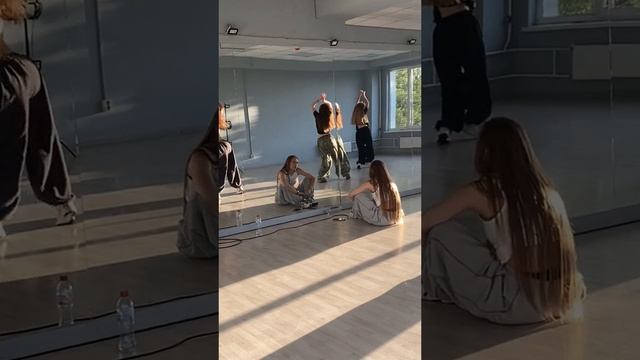 1000150525.mp4
