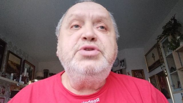 КОНЧАЛОВСКИЙ. Давать списывать, это хорошо?