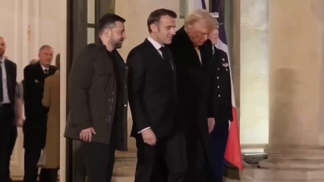 Трамп провёл трёхстороннюю встречу с Зеленским и Макроном в Париже