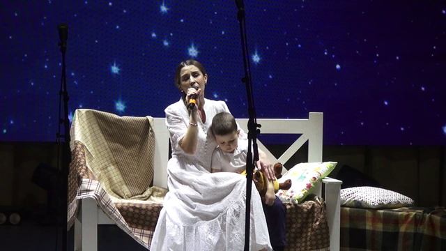 Семья Шлаевых. Колыбельная
