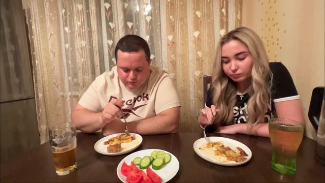 17.09.23 ❤️❤️❤️ #мукбанк ужин картошка с лисичками и помидорки, огурчиками🍅🥒#asmr #мукбанг #food