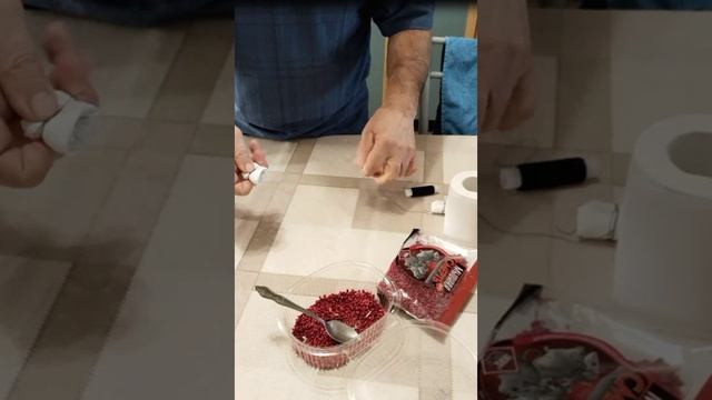 "Бомбочки" против мышей в саду зимой. Легко и просто.