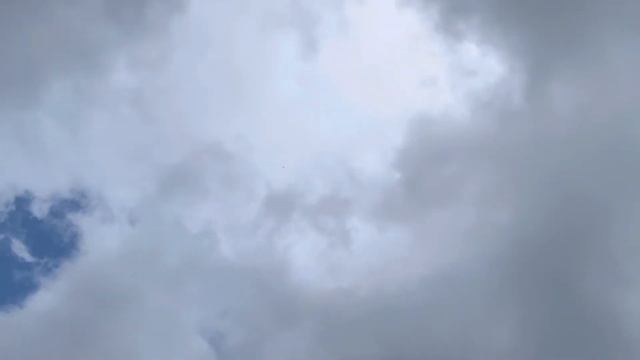 В небе перед грозой