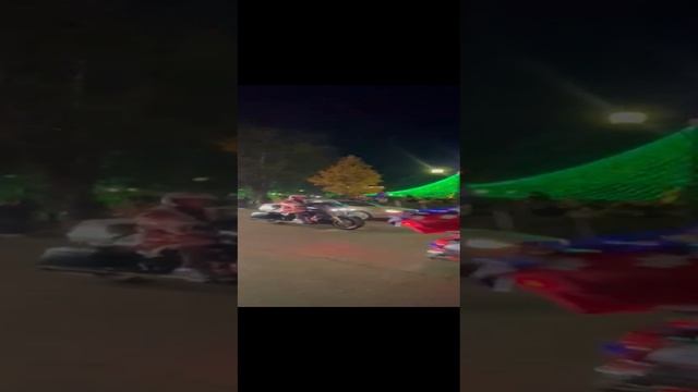 Деды морозы на мотоциклах #огонек #мото.mp4
