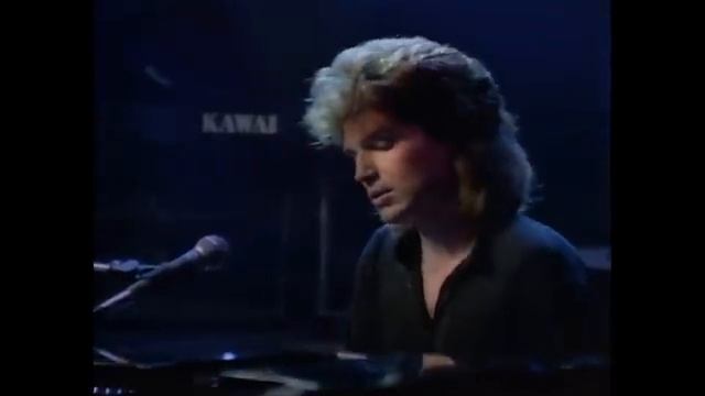 Richard Marx - Right Here Waiting (Official Music Video)