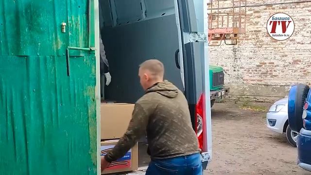 ПОМОГАЯ ГЕРОЯМ, ПРИБЛИЖАЯ ПОБЕДУ…