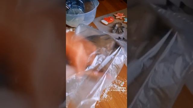 d405eee510cbd10f9bf5030687bdd92c.mp4