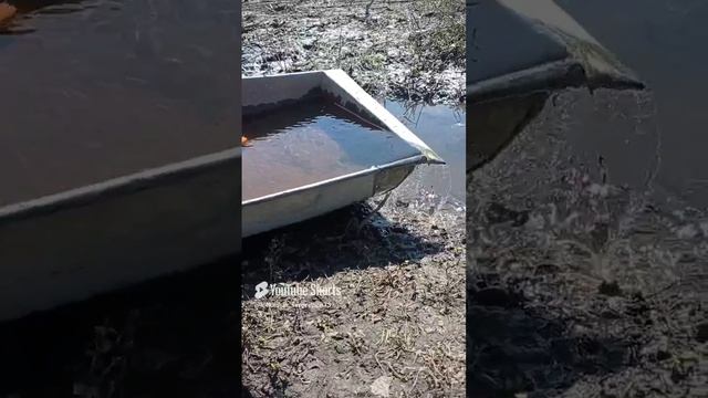 Деревенский фонтанчик - водопад