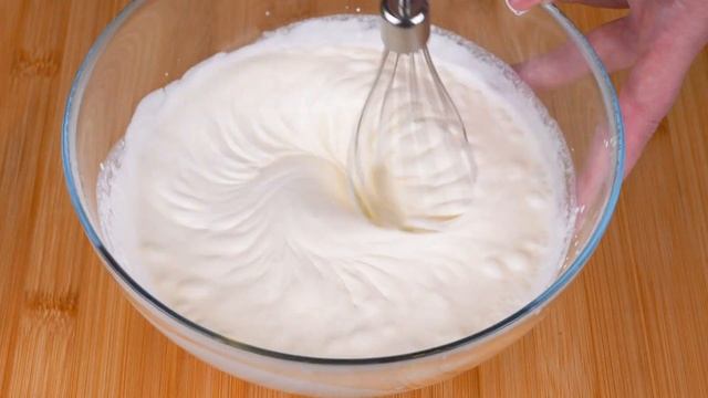 Only 4 ingredients! The most popular dessert of this spring and summer. Homemade ice cream recipe!