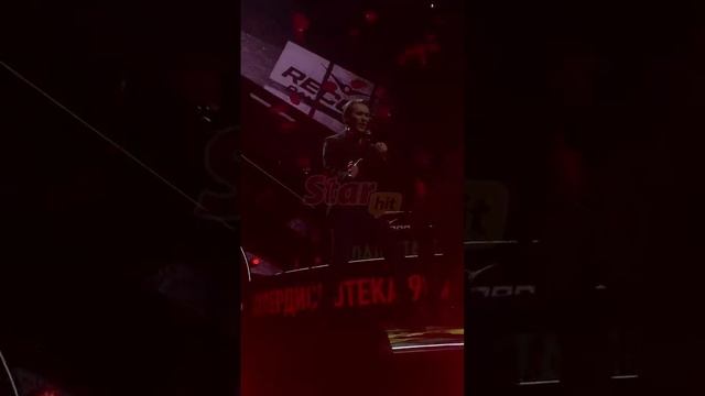 2_5379885531142315799.mp4