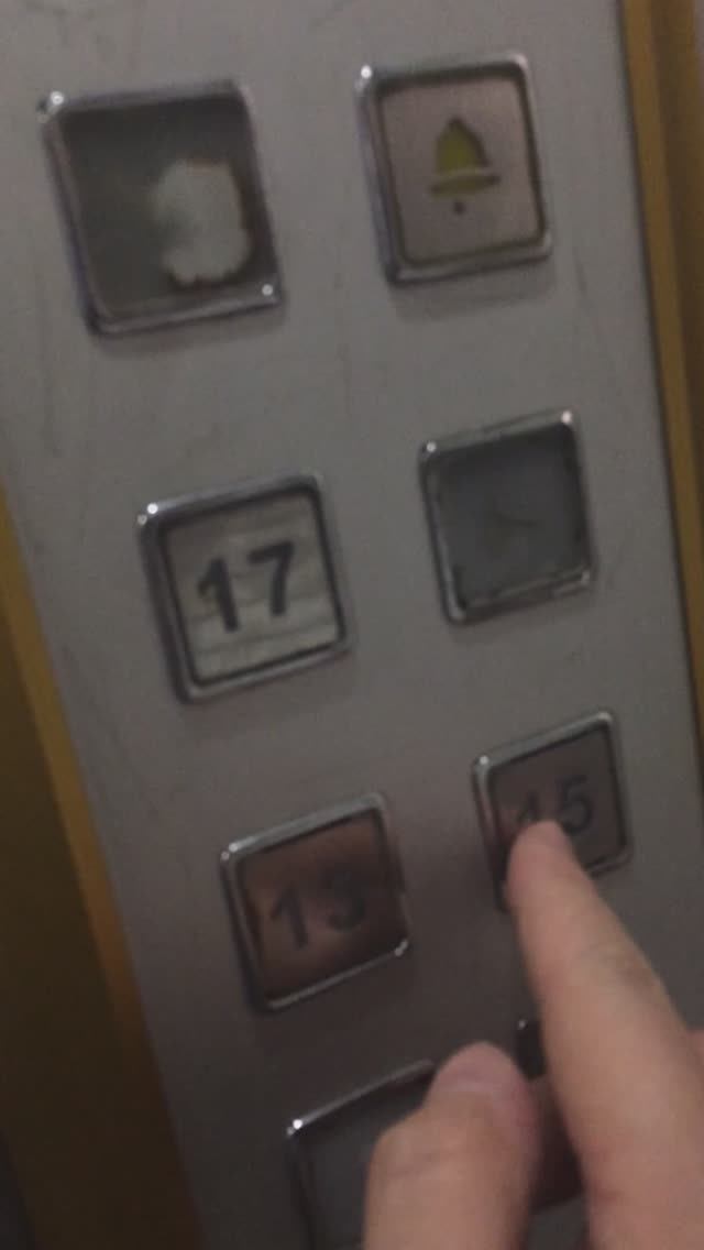 Поющий лифт в Каире