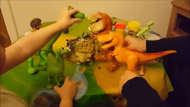 Disney Good Dinosaur Toys, Arlo, Spot, Butch, Ramsay,  Forest WoodBush and a surprise egg!