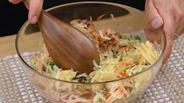 Котлеты из кабачков. ВКУСНО так ,что съедается все! Быстро и вкусно.