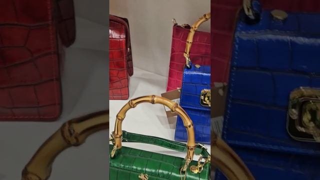 Итальянские сумки из кожи вакетта с естественной лицевой поверхностью с природным рисуноком на коже