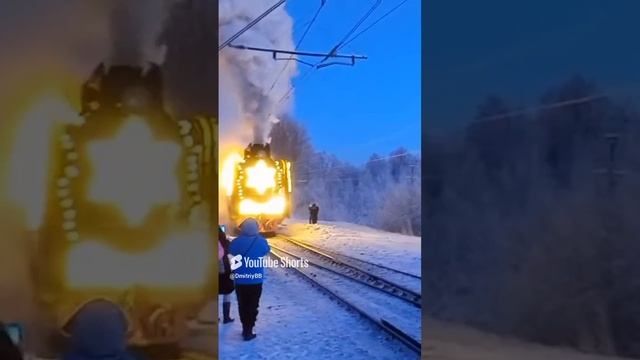 Поезд Деда Мороза #железнаядорога #railway #train.mp4