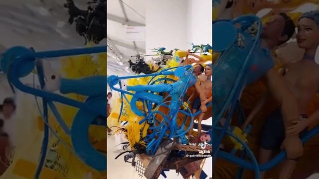 Крутые объемные 3D произведения искусства, которые на самом деле сделаны из детских игрушек