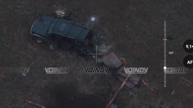 Расчет БпЛА 35 армии группировки "Восток" на Положском направлении притормозил куда-то спешивший🔽🔽