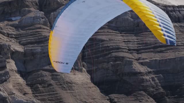 Hook 6 & Hook 6 P - презентация послешкольных парапланов Niviuk