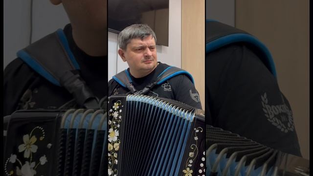 А КАК ВАМ ТАКОЙ ВАЛЬС? // В прифронтовом лесу