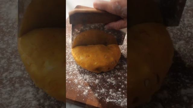 Рецепт морковных печенек с орехами и белым шоколадом 🍪🥕