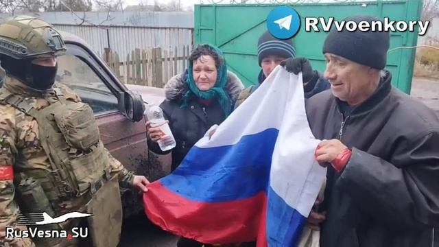 ‼️🇷🇺Наши бойцы выбивают врага из-под Курахово и с риском для жизни спасают мирных жителей !!!