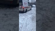 🚑В Москве некоторые дворы сильно засыпало снегом, даже скорые проехать не могут🚑