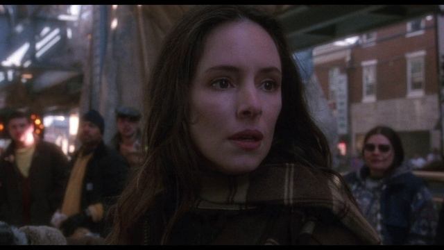 12 MONKEYS (1995) - Mind-Bending Sci-Fi Movie Review