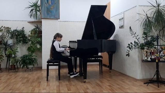 Русакова Карина, 10 лет. 
Г. Волленгаупт "Скерцино"