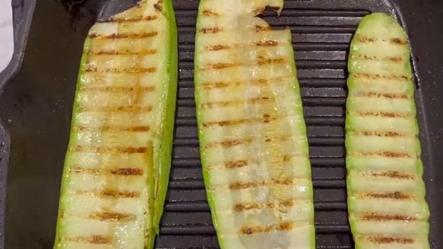 салат из кабачка(легко и вкусно)