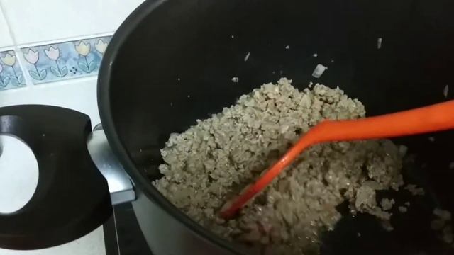 Spaghetti with fresh oregano