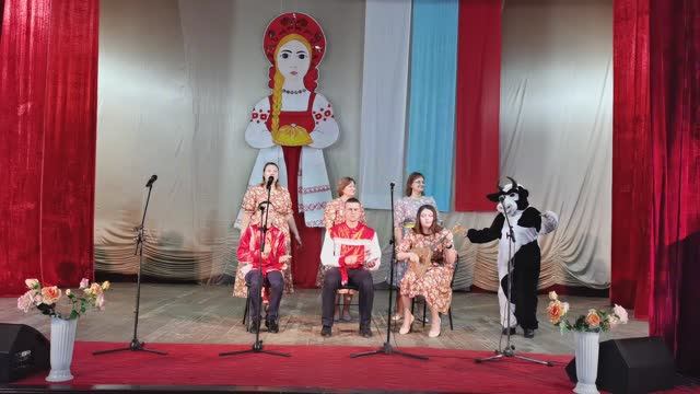 Фольклорный ансамбль Калинка - Колхозные частушки
