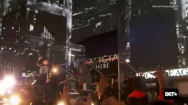 Jay Z & Alicia Keys - Empire State of Mind LIVE