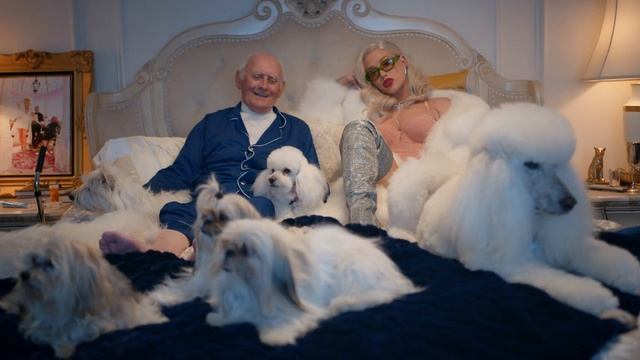 Iggy Azalea - Started (Official Music Video)