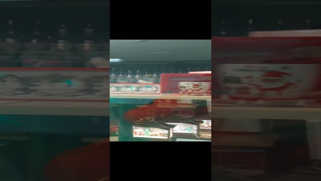 Новогодние подарки на Земляном валу