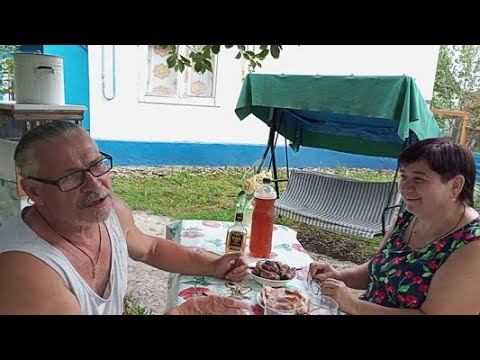 Жизнь в деревне. Приготовили еды, Накрыли на стол, Отмечаем День Рождение