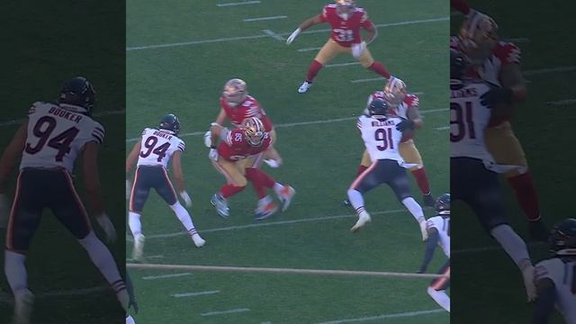 George Kittle catches for a 32-yard Gain vs. Chicago Bears