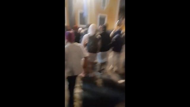 Frank el principe lapea a Edwin Aurora en Chabuca Granda