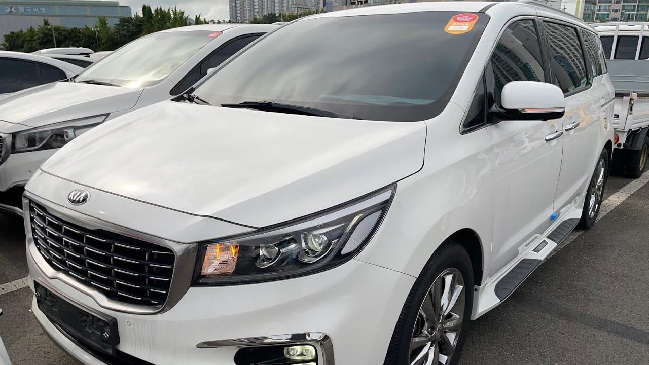 Авто из Кореи "Kia Carnival 7 Seater Limousine President 2019"